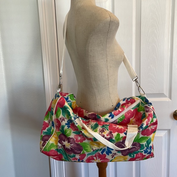 Floral duffel bag - Picture 12 of 15